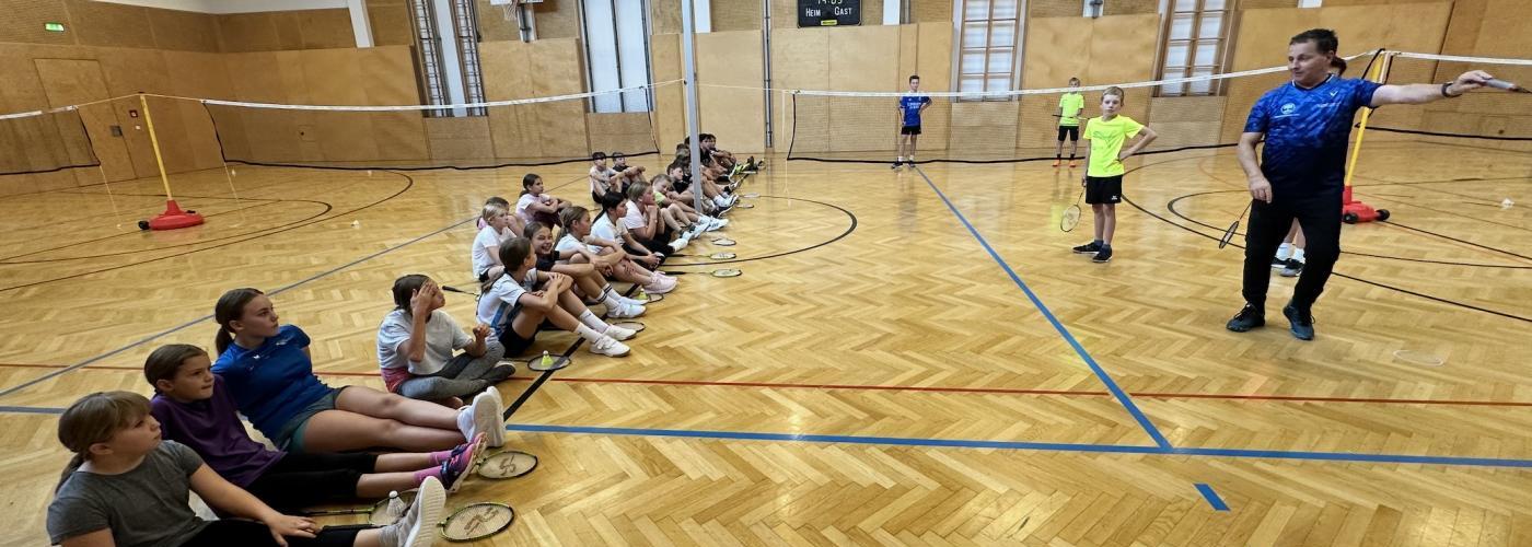 Badminton
